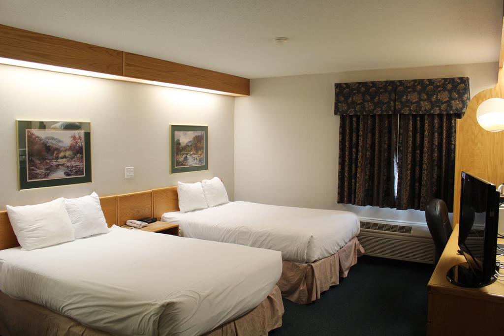 Canadas Best Value Inn Langley/Vancouver Esterno foto